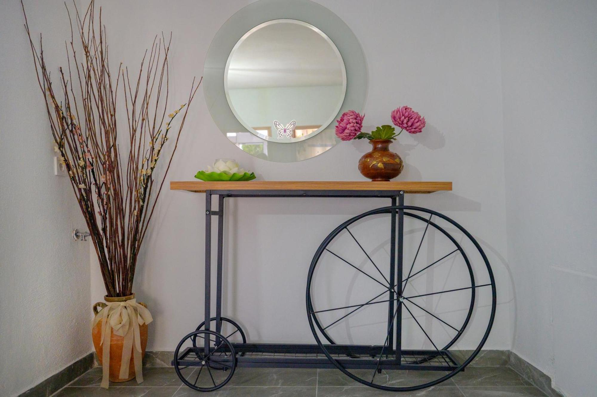 Michael'S Apartment'S Nea Roda Luaran gambar