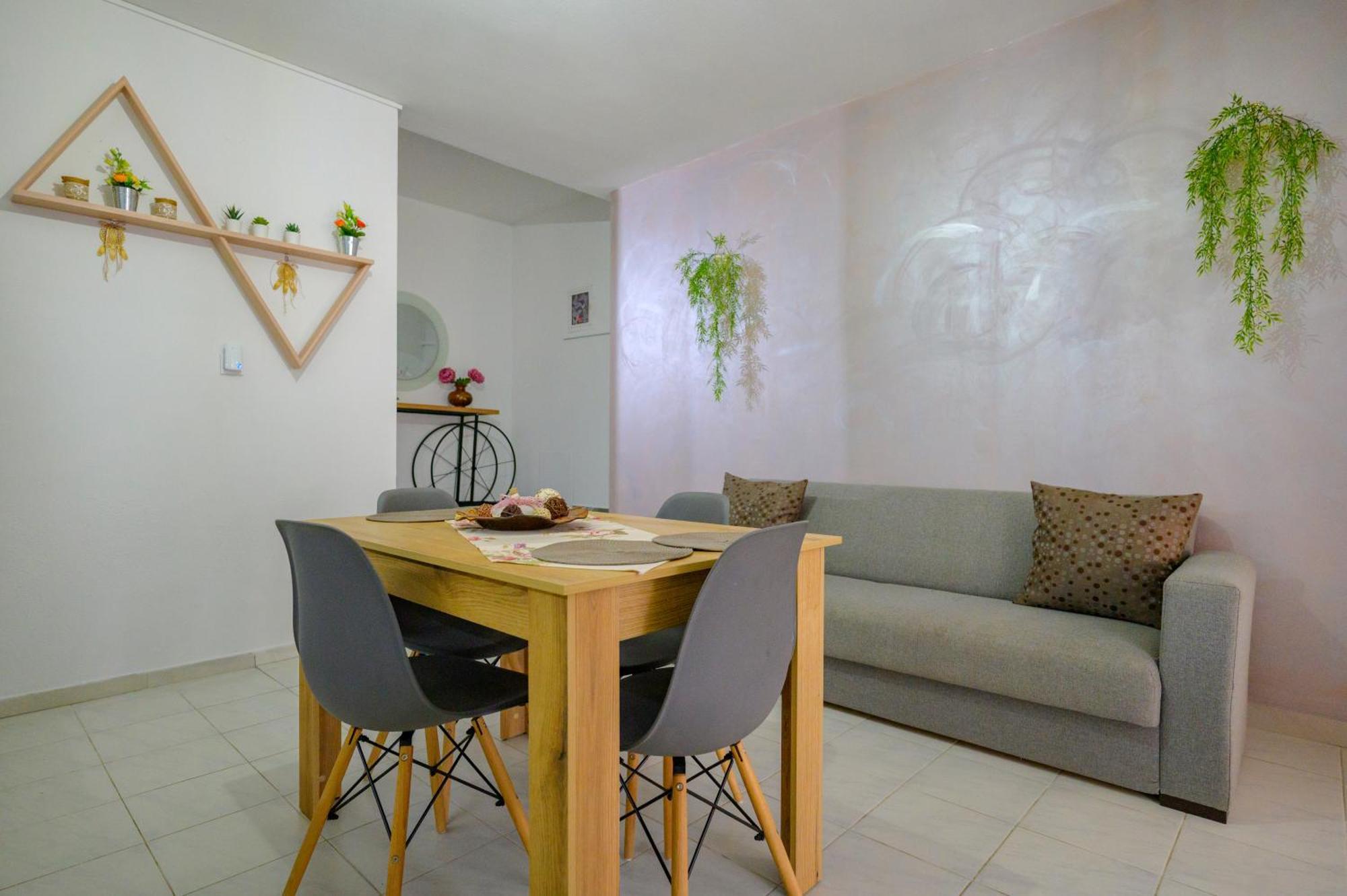 Michael'S Apartment'S Nea Roda Luaran gambar